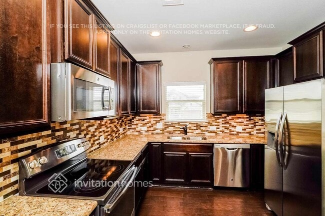 Building Photo - 9909 Cirrus Dr