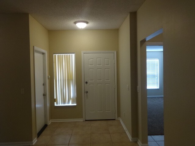 Foto del edificio - 2824 Ripton Court