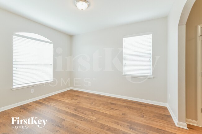 Building Photo - 1831 Garnet Breeze Dr