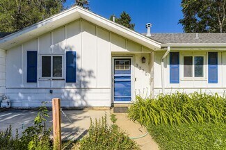 Building Photo - 3270 S Flamingo Way