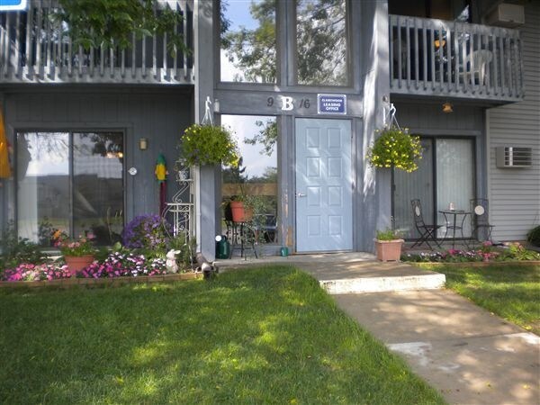 Building Photo - 811 S Carney Dr