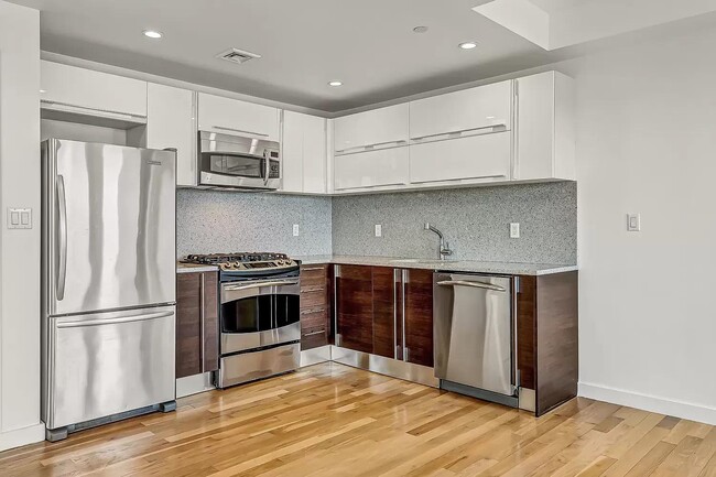 Foto del edificio - 35-40 30th St