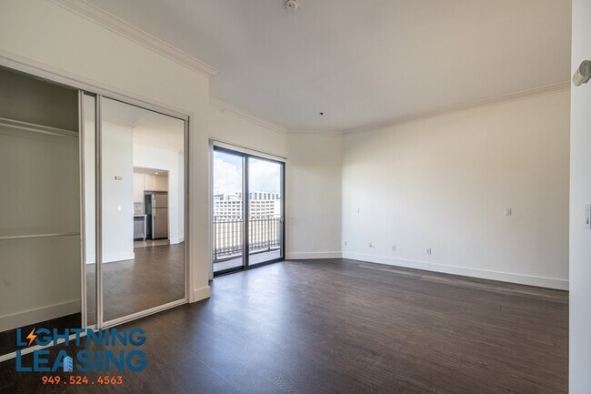 Foto del edificio - LUXURY STUDIO PENTHOUSE | PRIME BEVERLY HI...