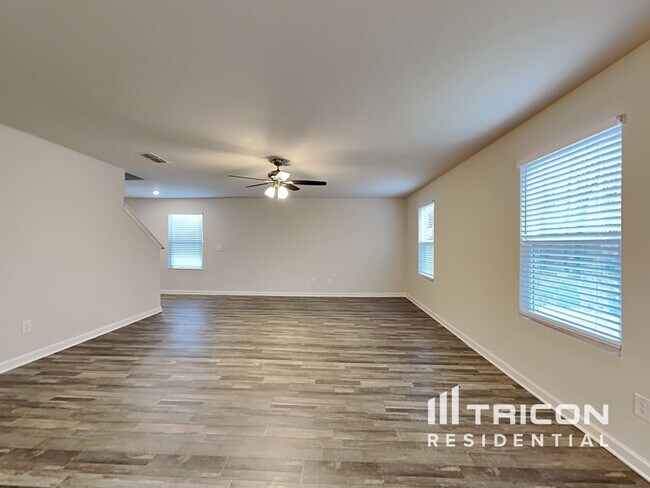 Building Photo - 331 Indian River Drive Jefferson GA