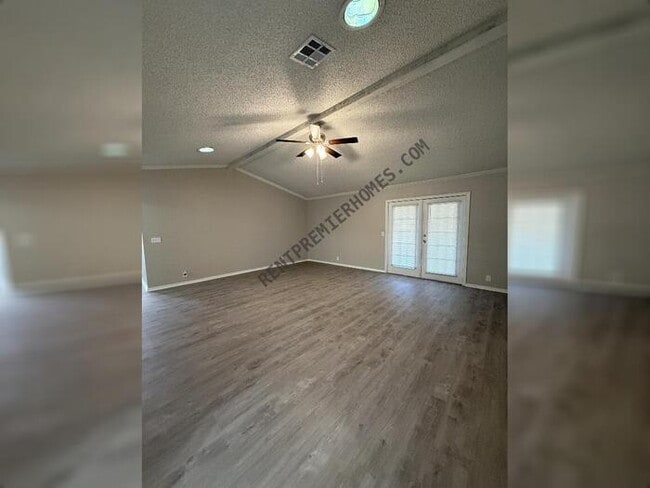 Building Photo - 1011 Taurus Dr