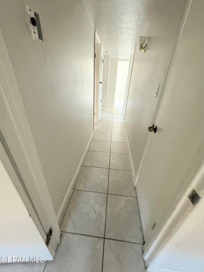 Foto del edificio - 1587 Catham Cir