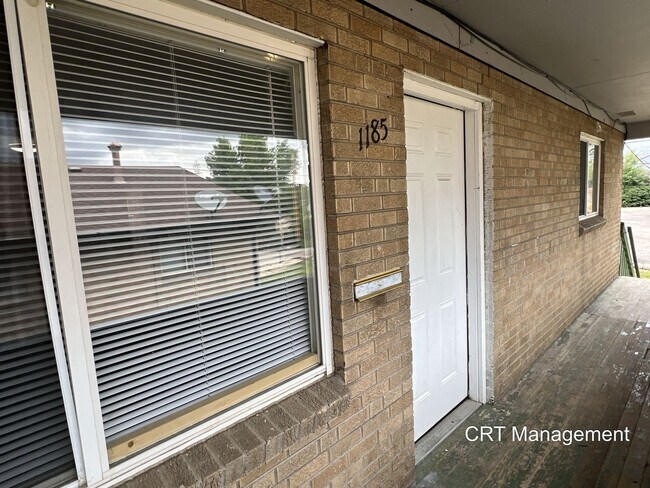 Foto del edificio - Freshly Updated 3-Bedroom, 1-Bathroom **Sp...