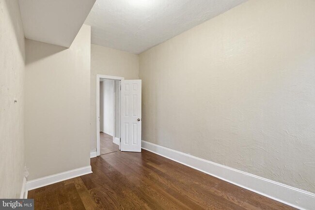 Foto del edificio - 632 W Cumberland St