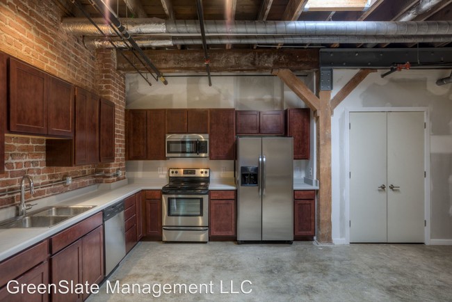 Building Photo - 3814 Farnam St