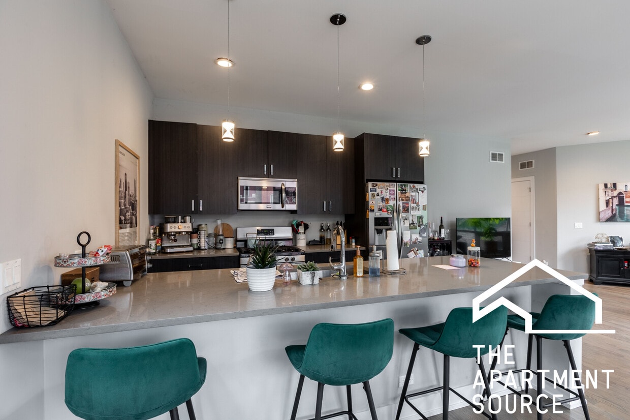 L’Appartement AMERICANA N/S Fooded P/O L'Appartement AMERICANA N/S Fooded P/O
