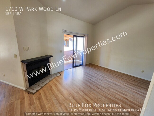 Building Photo - 1710 W Park Wood Ln