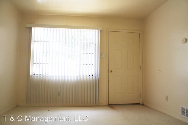 Interior Photo - 3409 Crest Ave SE