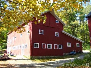 Building Photo - 1206 Bassett Rd