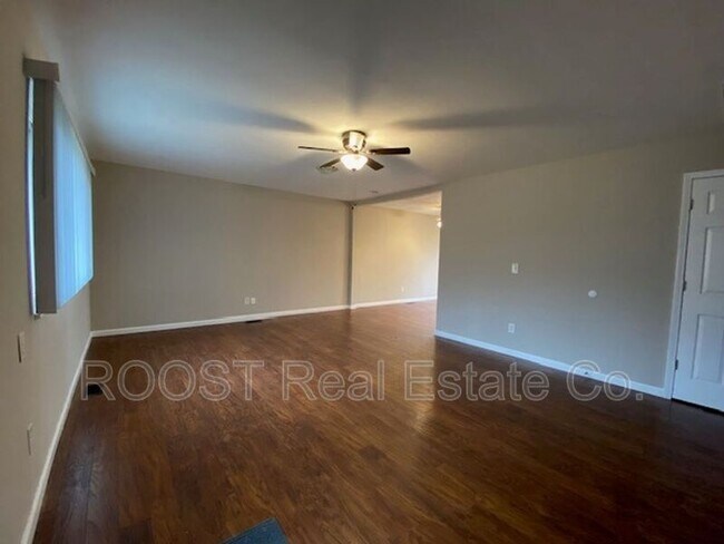 Building Photo - 3325 Upper Valley Pike