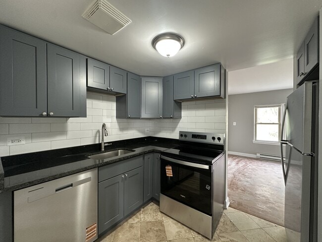 Building Photo - 7632 N Milwaukee Ave