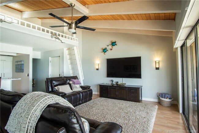 Foto del edificio - 2355 NE Ocean Blvd