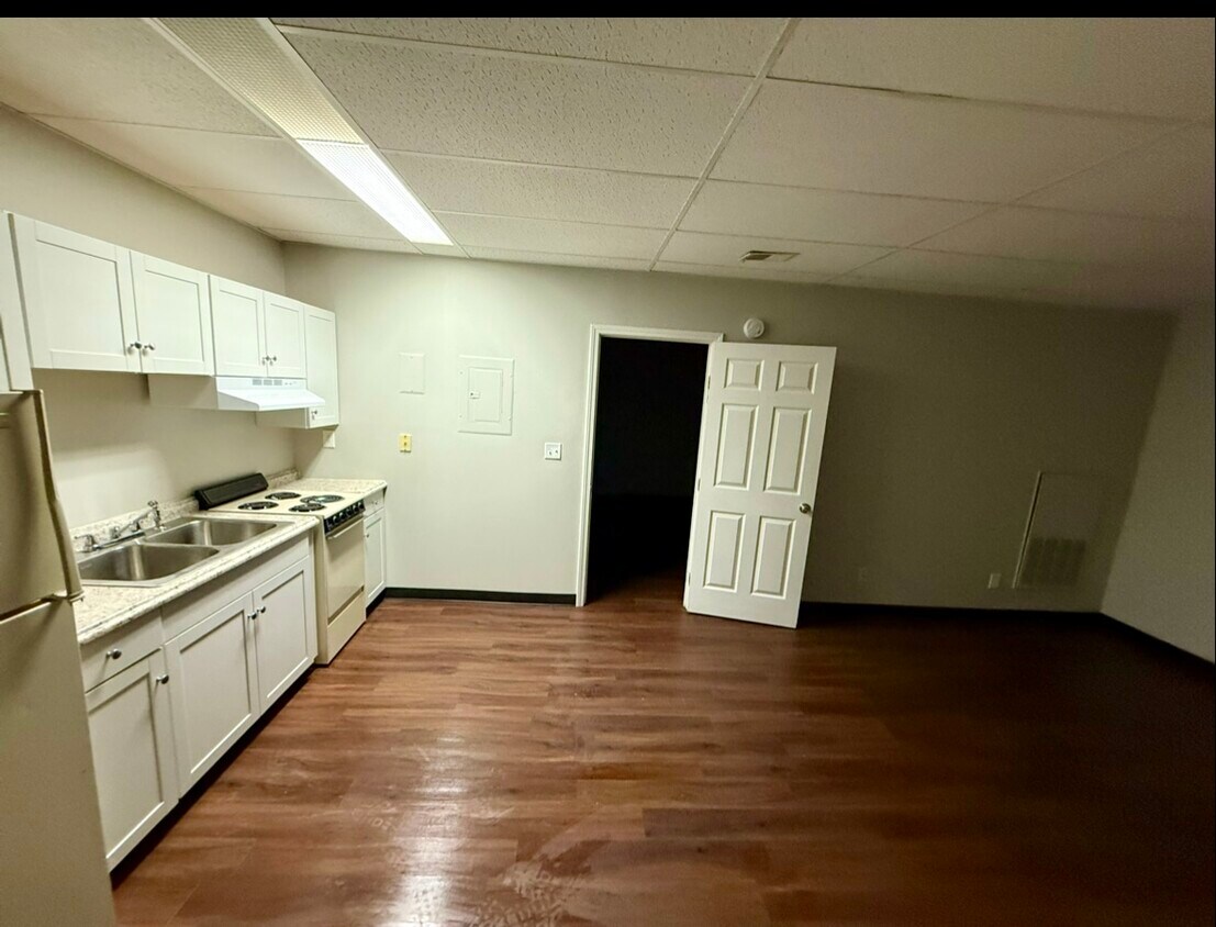 Foto principal - 1743 Culbertson Ave