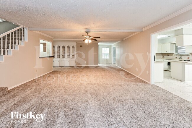 Foto del edificio - 16911 Memorial Oaks Ln