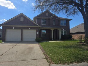 Building Photo - 5210 Benton Dr