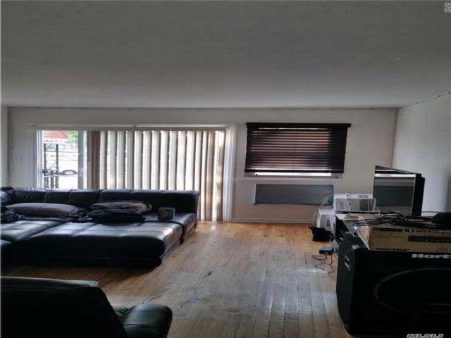 Foto del edificio - 63-53 Alderton St