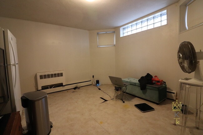 Building Photo - 50 Parkman St