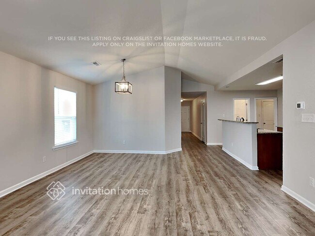 Building Photo - 3327 Drysdale Dr