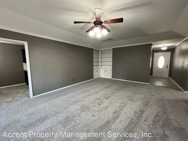 Building Photo - 3 br, 2 bath House - 1620 South Aspen Court
