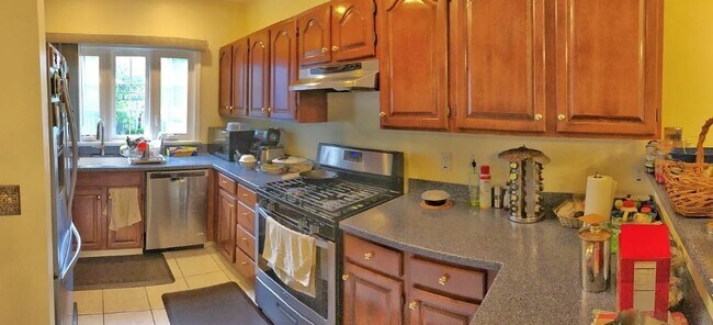 Foto del edificio - 237 Allerton Commons Ln