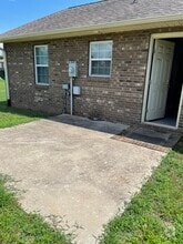 Building Photo - 110 Teri Ct