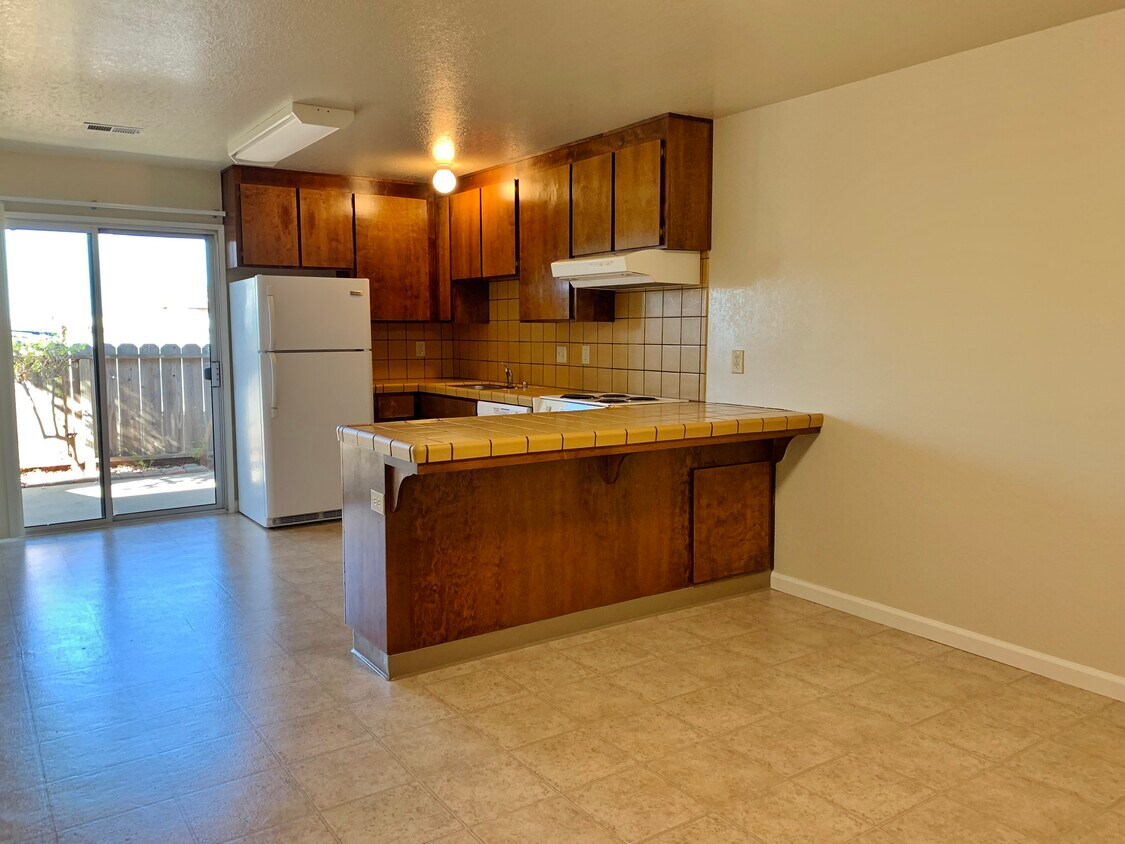 Foto principal - 1591 Highland Dr