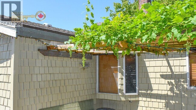 Photo du bâtiment - 419 5th St E