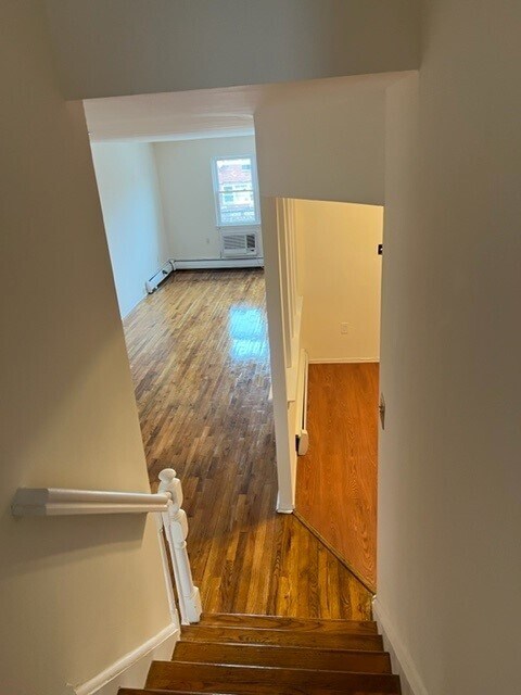 Foto del edificio - 1154 E 73rd St
