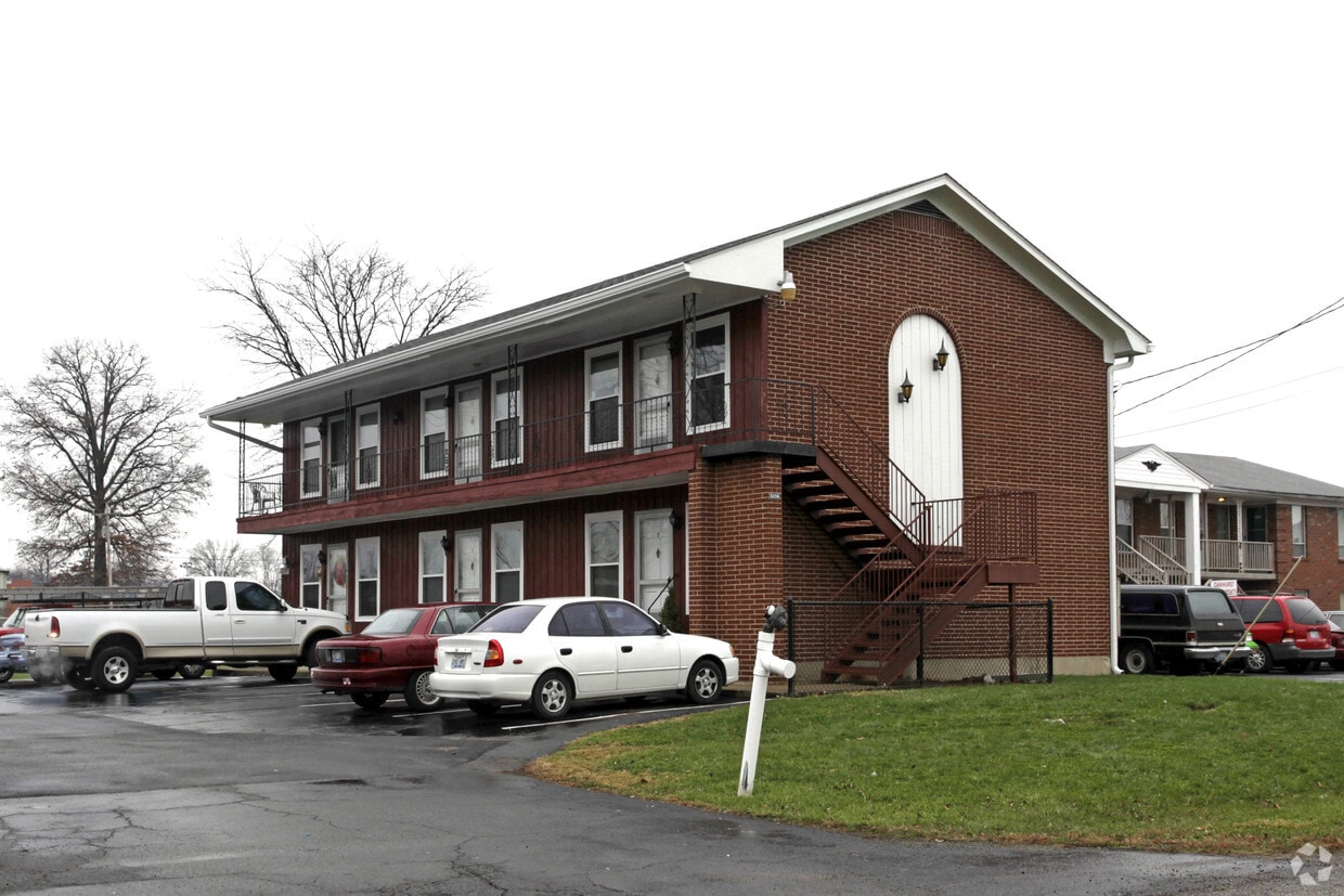 32063208 Chinquapin Ln, Louisville, KY 40219 Apartments in Louisville, KY