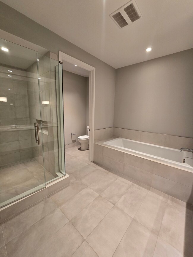 Building Photo - Harbor Verandas