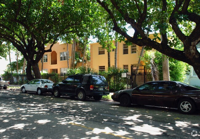 Foto del edificio - 735-745 Meridian Ave