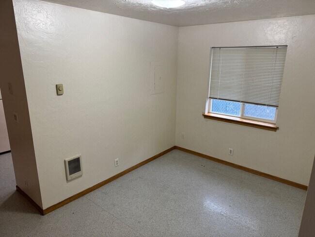 Foto del edificio - Updated 2 bedroom 1.5 bath duplex!