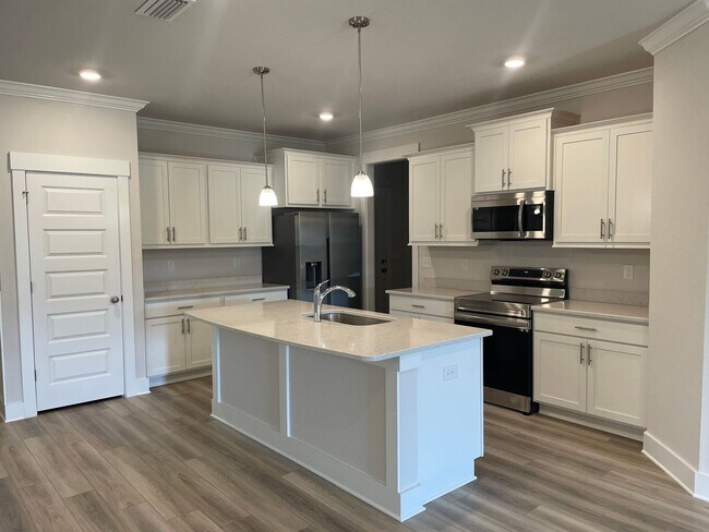 Building Photo - New Build - 3 Bedroom/2 Bathroom with Offi...