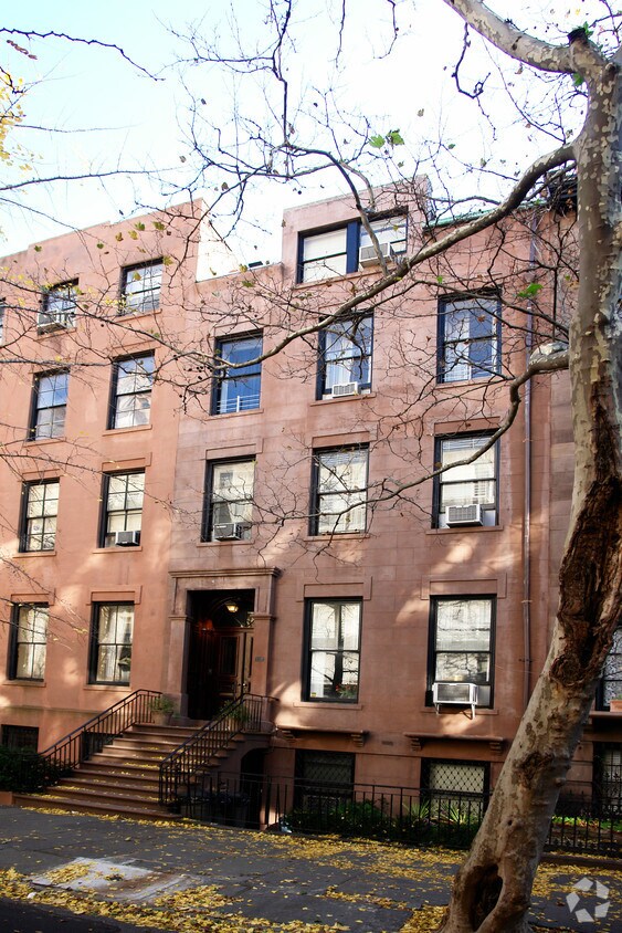 Building Photo - 129 Hicks St