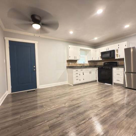 Building Photo - 441 Meadowbrook Dr SE
