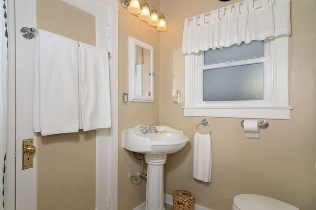 Foto del edificio - 2209 D St