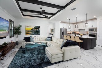 Building Photo - 6770 Pennyroyal Dr