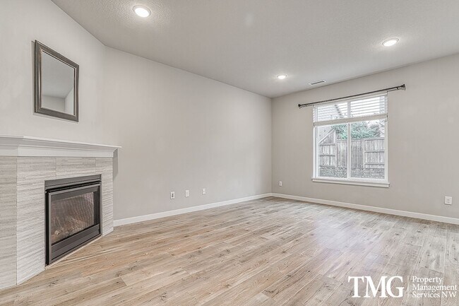 Foto del edificio - Wonderful 2 Story Home in the Ridgefield/S...