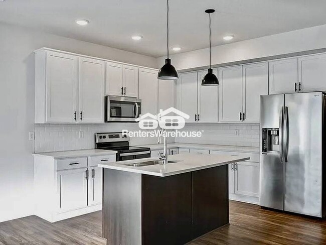 Building Photo - 3652 NE Marissa Ln