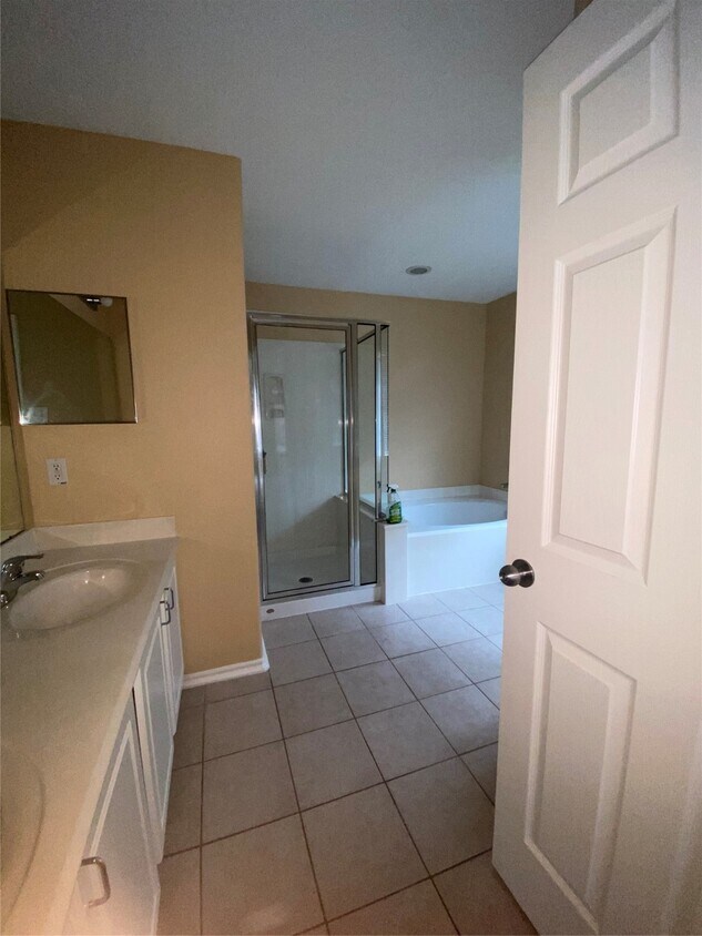 Foto del edificio - 2831 Hackamore Hollow Ln