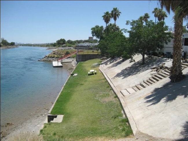 Rainbow Beach Resort Apartments Needles Ca Rainbow Beach Resort Apartments Needles Ca