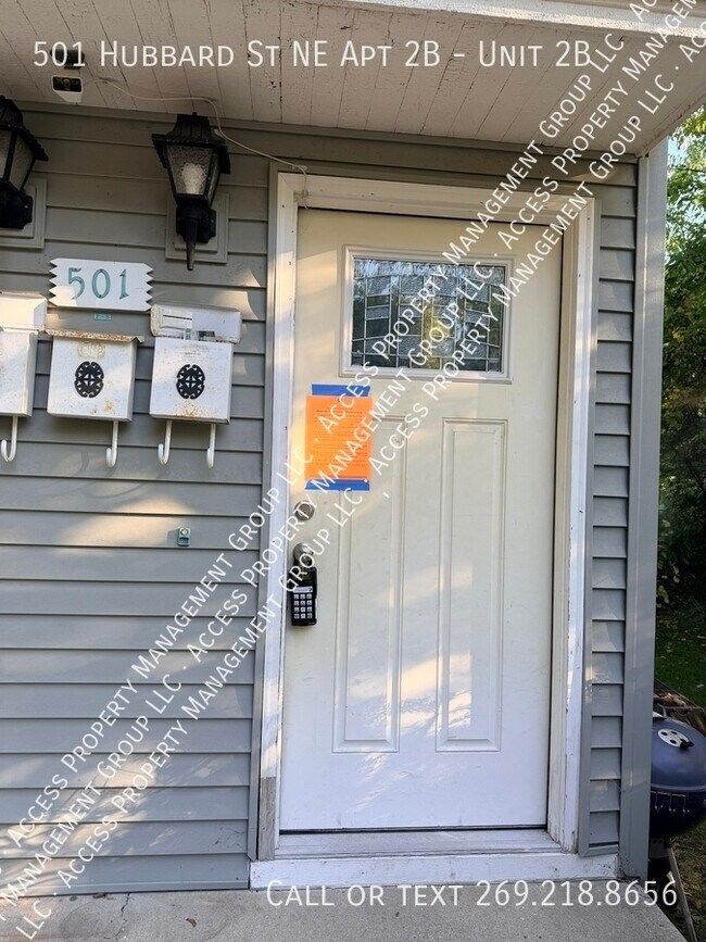 Foto del edificio - 501 Hubbard St NE