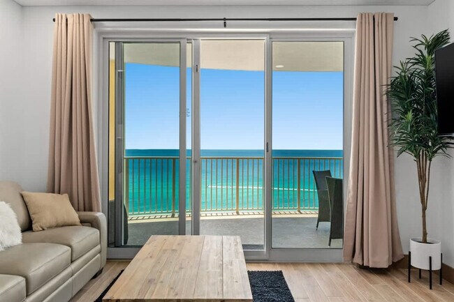 Foto del edificio - 10625 Front Beach Rd