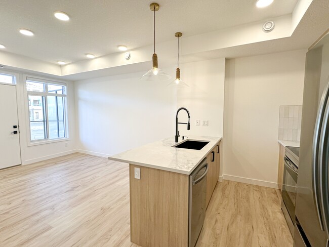 Photo du bâtiment - 20983 Seton Way SE