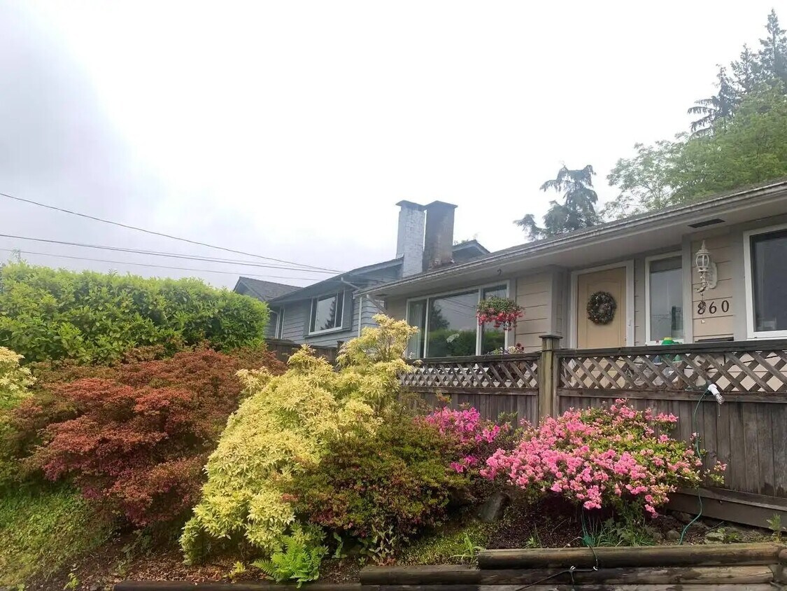 Primary Photo - 860 Jefferson Av