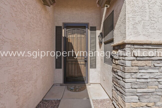 Building Photo - 12442 N 82nd Ln